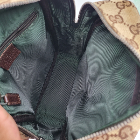 GUCCI GG Canvas Camera Shoulder Crossbody Bag..Authentic.. - Picture 10 of 16